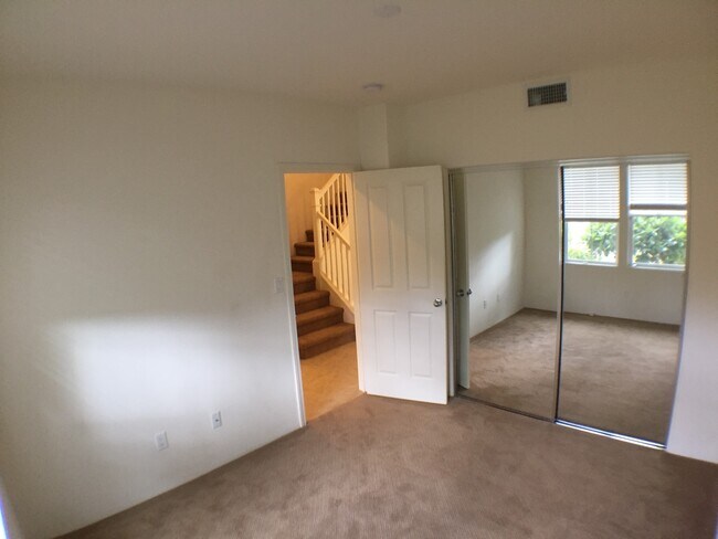 Building Photo - 91-1371 Keoneula  Blvd. #1105