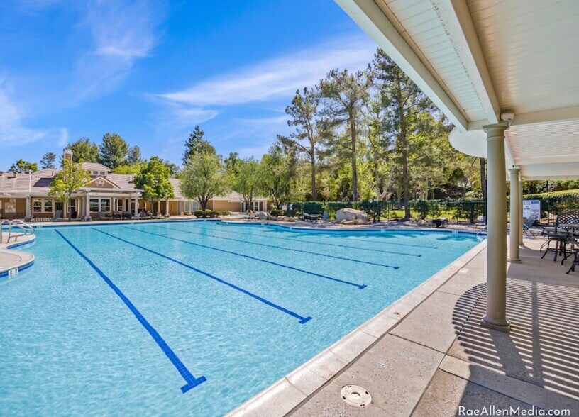 Building Photo - 13333 Golden Horn Dr