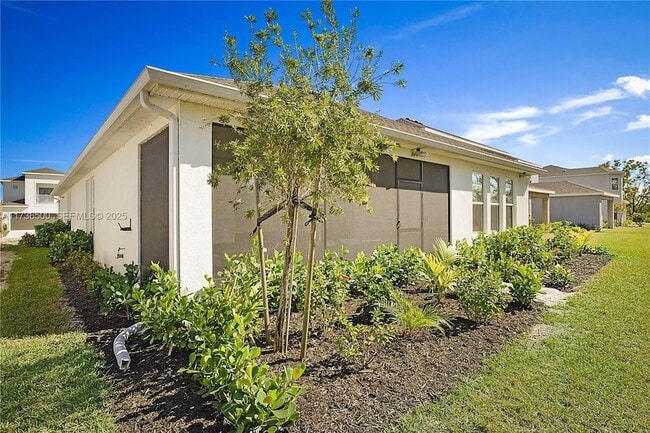 Building Photo - 545 Ranch Oak Cir