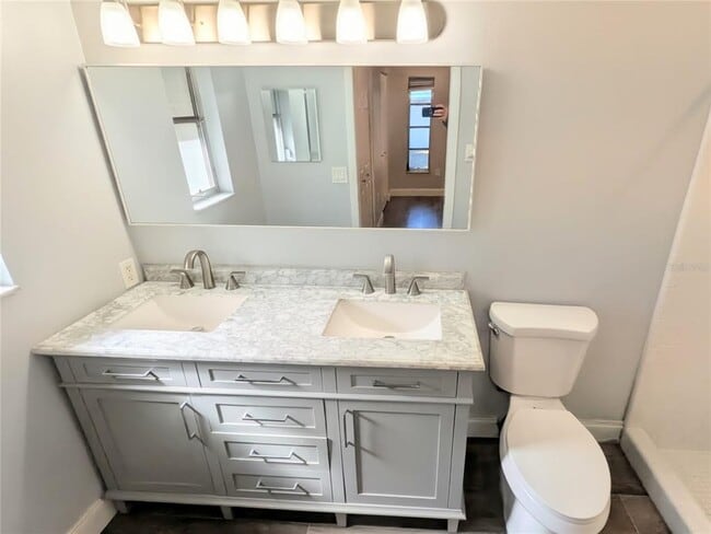 Building Photo - 2017 Arden Dr