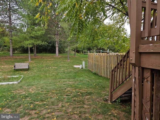Building Photo - 104 Township Ct