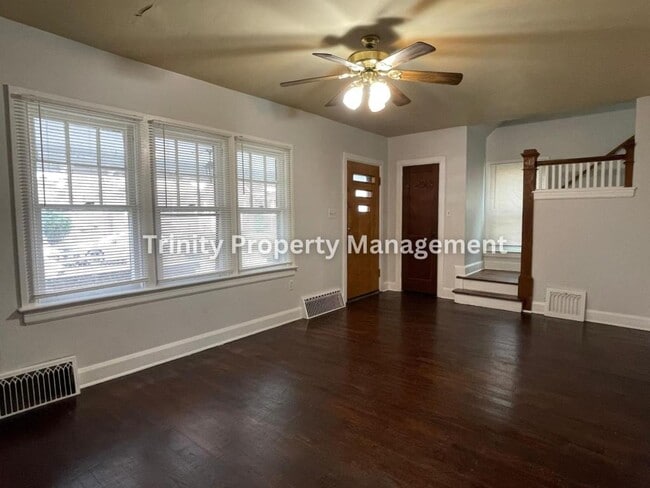 Building Photo - 407 Maryland Ave