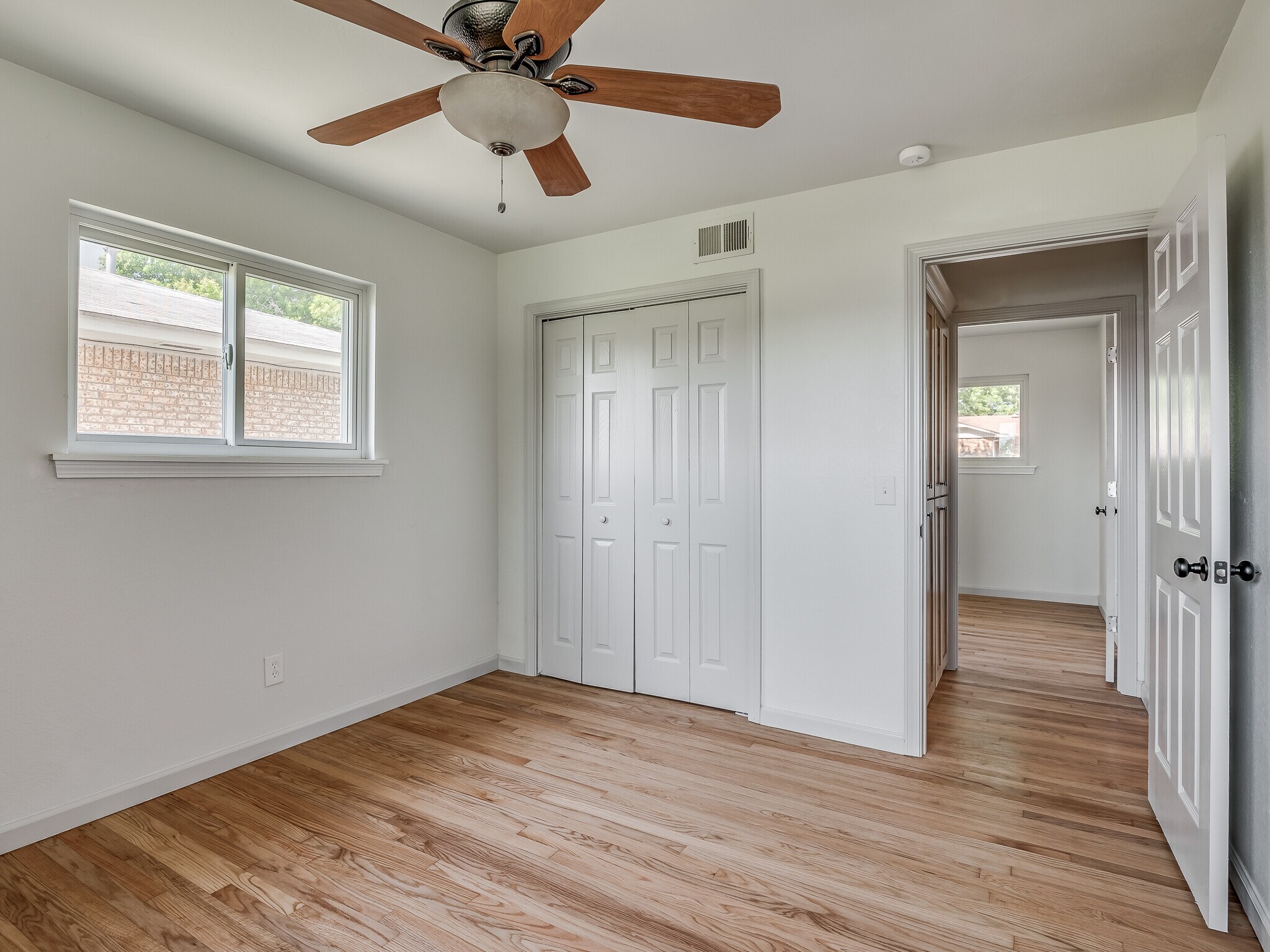 Building Photo - 1190 Tim Holt Dr