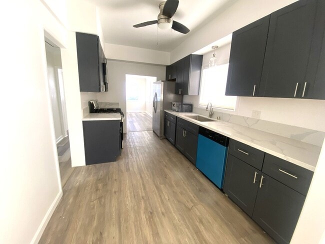 Building Photo - Charming Renovated 3-Bedroom Home in South San Pedro!