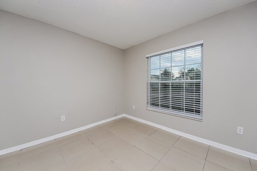 Building Photo - 11925 Hatcher Cir
