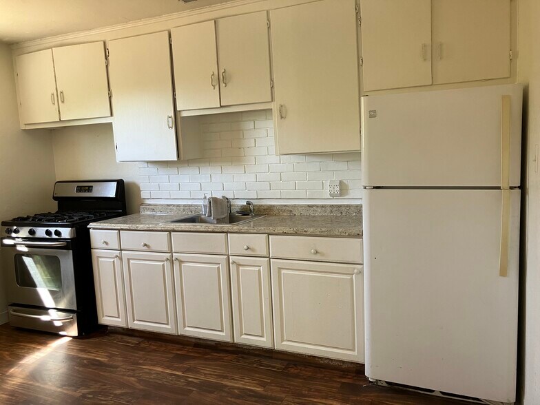 Building Photo - 3471 Stauss Ave