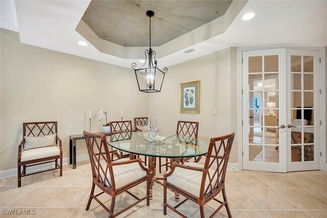 Building Photo - 1004 5th St S