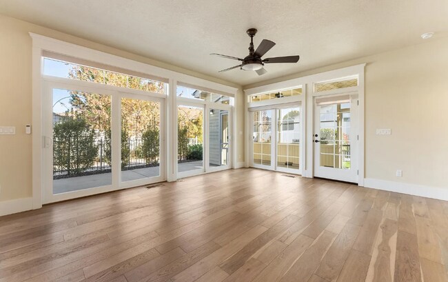 Building Photo - Beautiful 3 Bed 3 Bath home in the Heart of Eagle