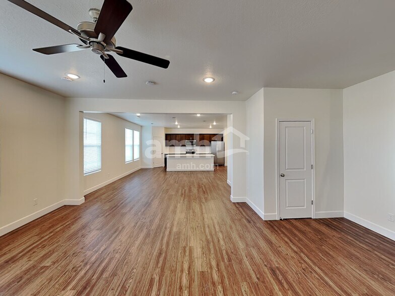 Building Photo - 6098 W Copper Hawk Dr