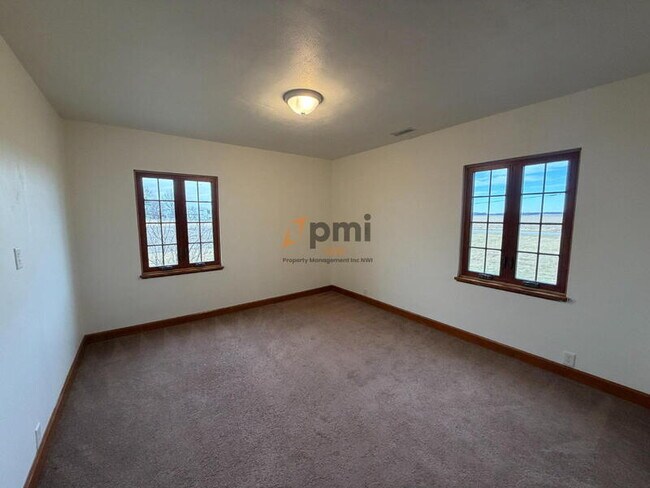 Building Photo - 13403 223rd Ave