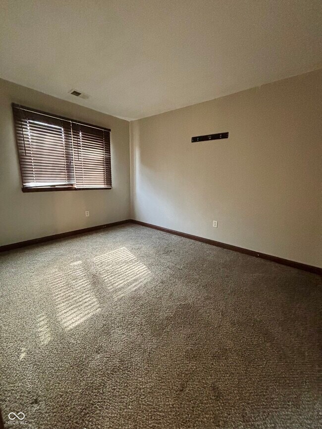 Building Photo - 9746 Revere Way