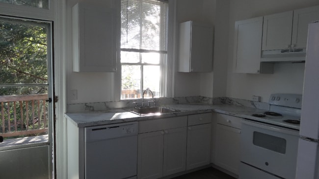 Building Photo - 1430 N 2nd St