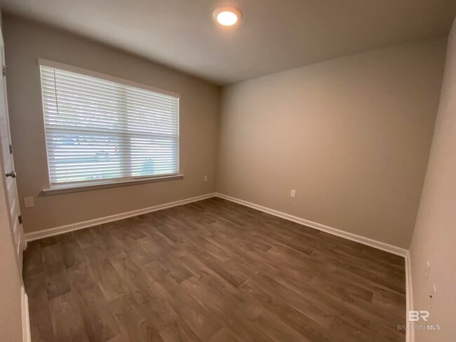 Building Photo - 24641 Alamitos Trace Dr