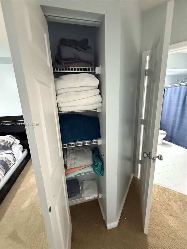 Building Photo - 17150 N Bay Rd