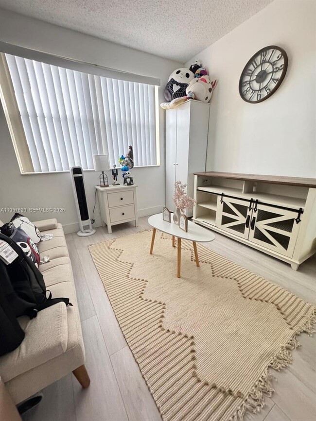 Building Photo - 8801 Wiles Rd