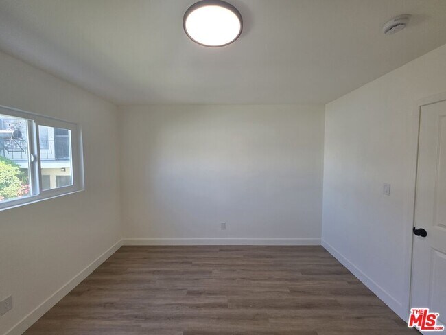 Building Photo - 25226 Loytan St