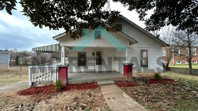 Primary Photo - Fully Renovated Home 3-Bedrooms and 1-Bath...