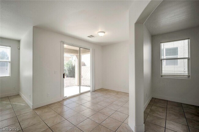 Building Photo - 9711 W Spinnaker Creek Ave