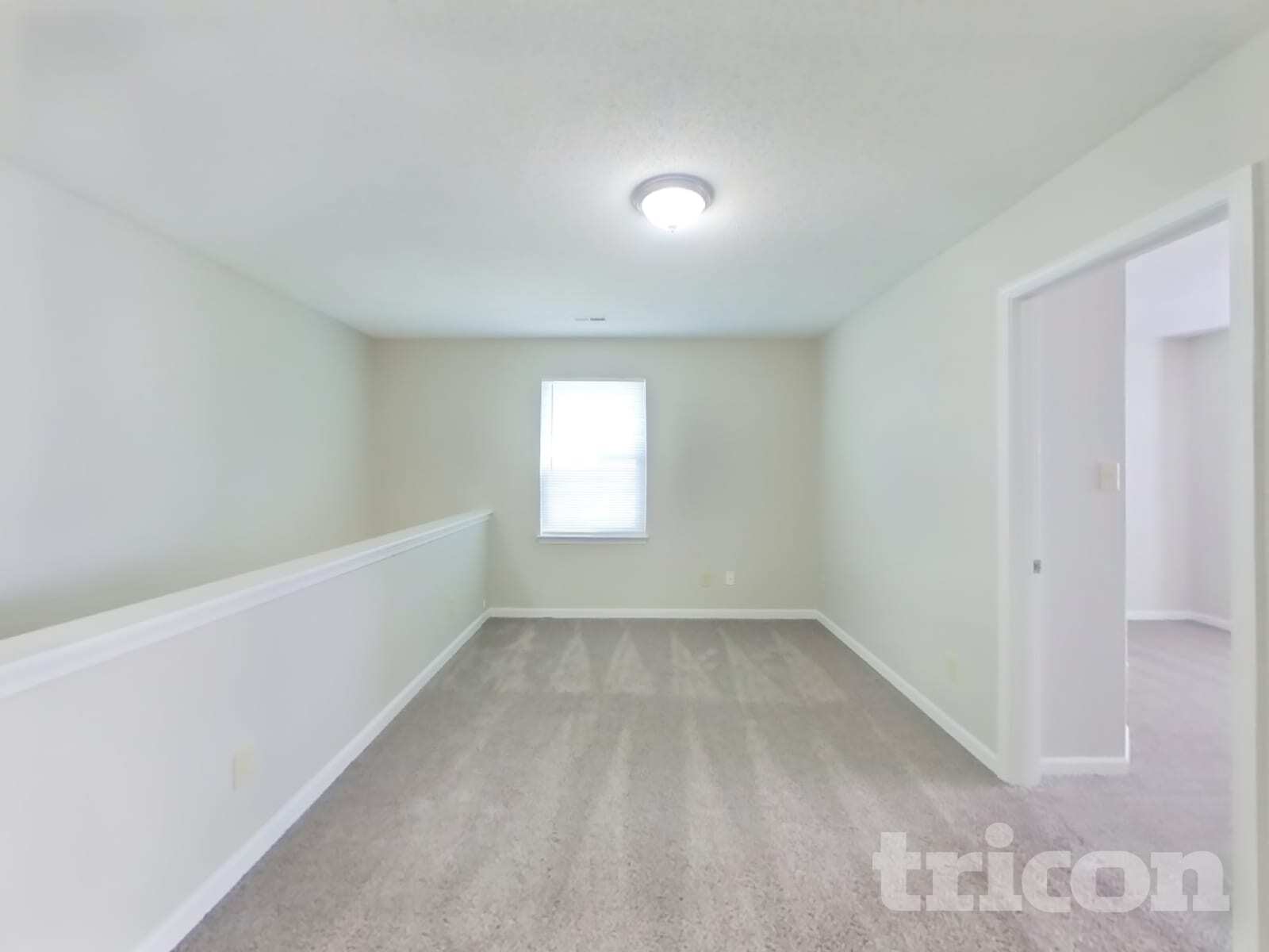 Building Photo - 473 Overland Dr