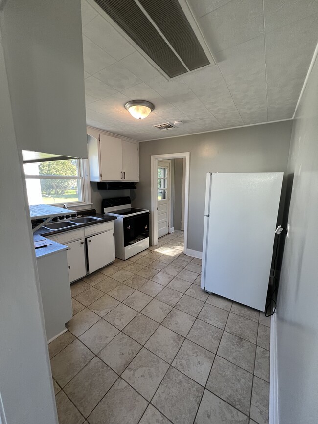 Building Photo - 3607 Harris Ave