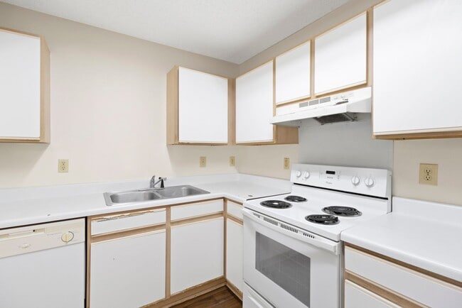 Building Photo - 9711 Arcade Ridge