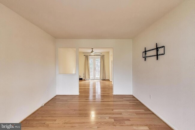 Building Photo - 16 Tabiona Ct