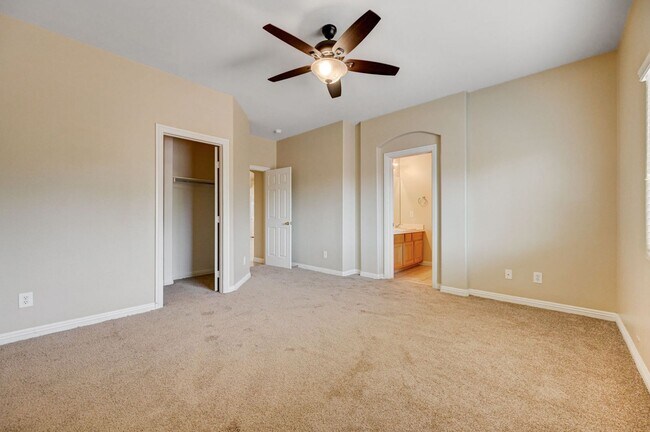 Building Photo - 1107 Aldenwood Ave