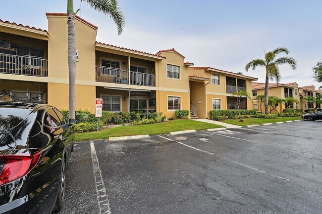Building Photo - 1259 SW 46th Ave