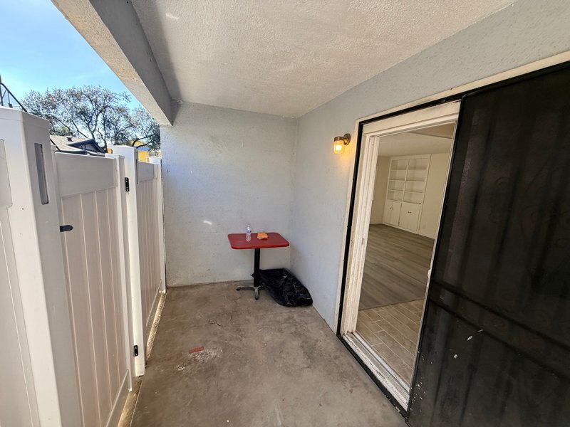 Building Photo - 632 Abbey Ln