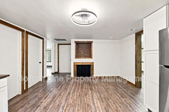 Building Photo - 10317 NC 42