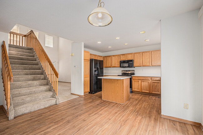 Building Photo - 1150 S Chester St