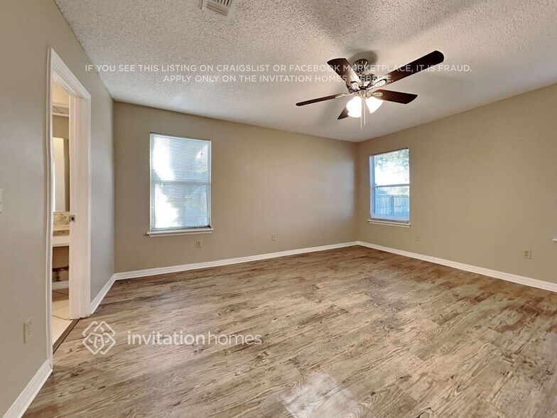 Building Photo - 8844 Ivymill Pl S