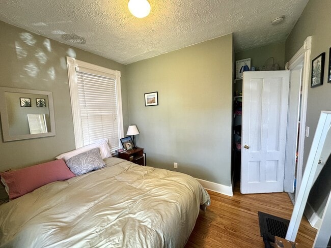 Building Photo - 109 Foster St