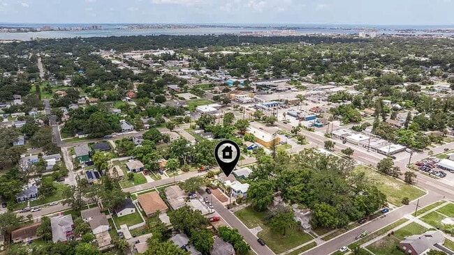 Building Photo - 4801 14th Ave S