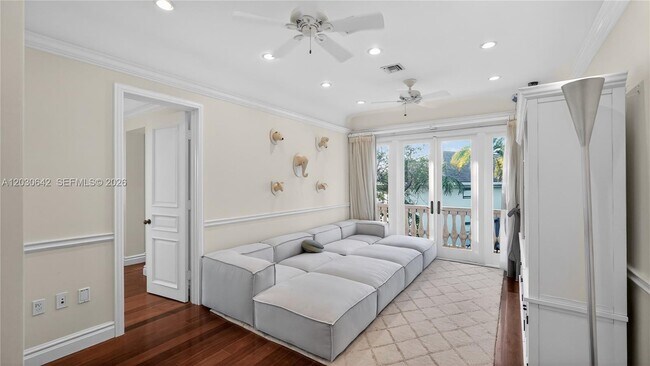 Building Photo - 260 Cape Florida Dr