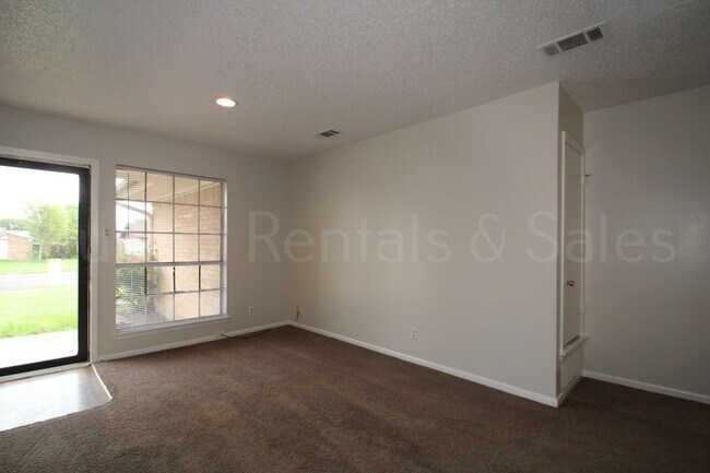 Building Photo - Charming 3-Bedroom Home in Northeast Killeen