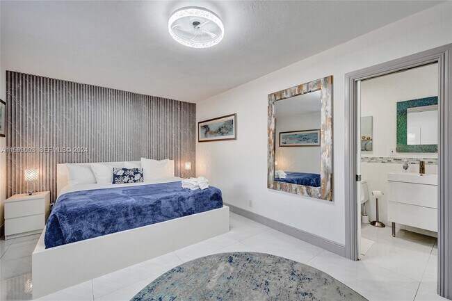 Building Photo - 218 SE 4th St