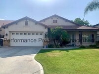 Building Photo - Stunning 4 Bed/2 Bath NW Bakersfield Home ...