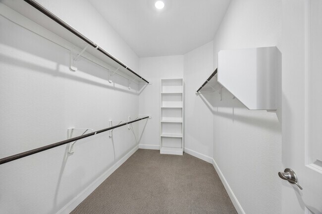 Building Photo - 2128 Elrington Willow Ln
