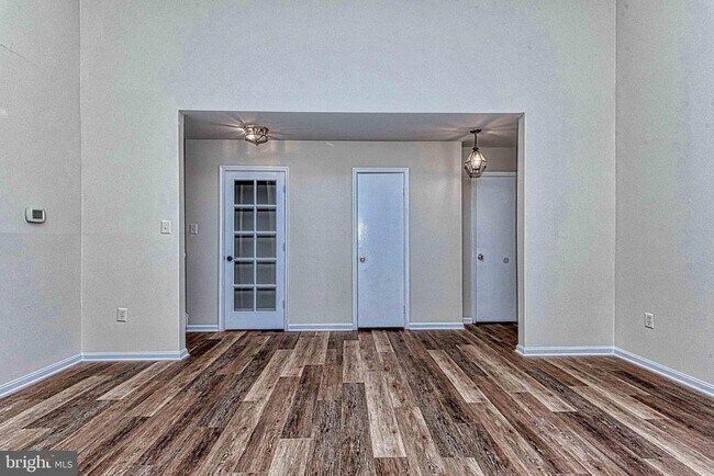 Building Photo - 8467 Ivy Glen Ct