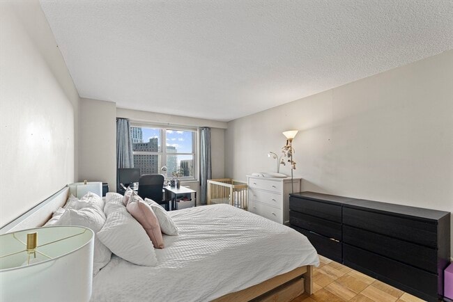 Building Photo - 151 Tremont St