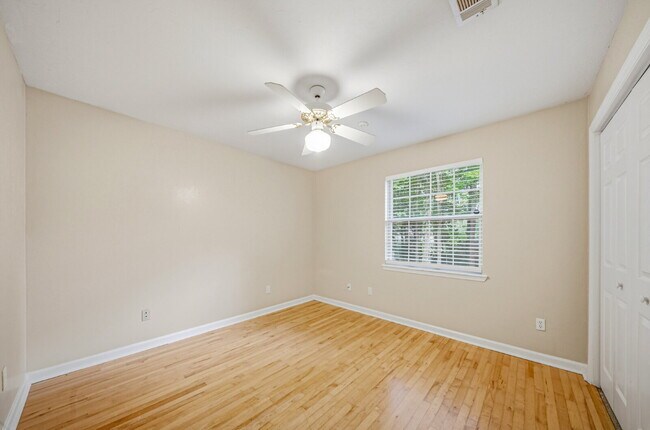 Building Photo - 1535 Breamstone Ridge