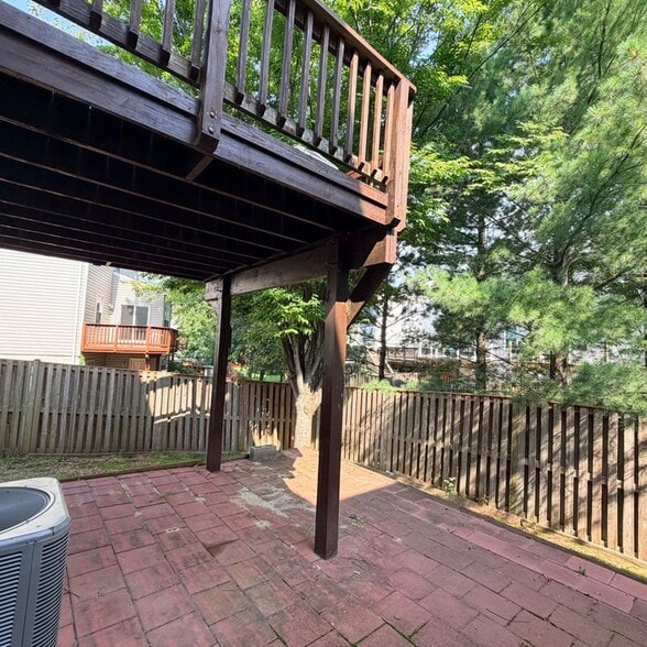 Building Photo - 43100 Sherbrooke Terrace