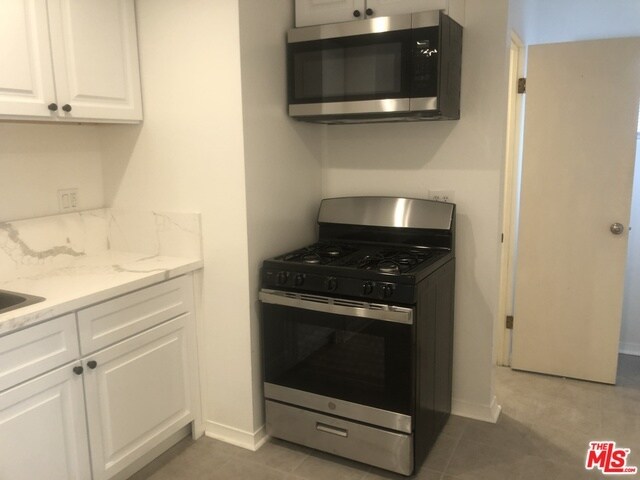 Building Photo - 410 N Frederic St