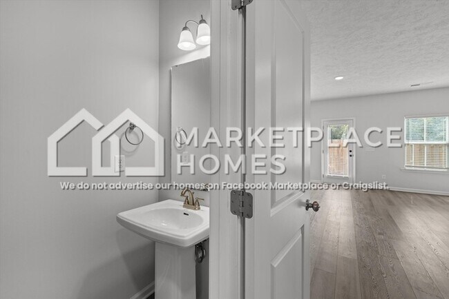 Building Photo - 3414 Briar Rose Ct