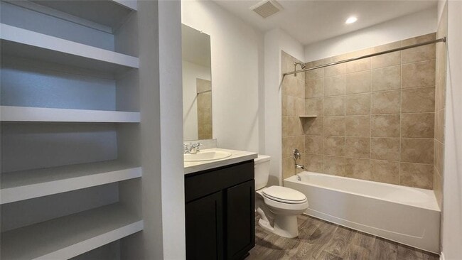 Building Photo - 14513 Lily Plns Dr