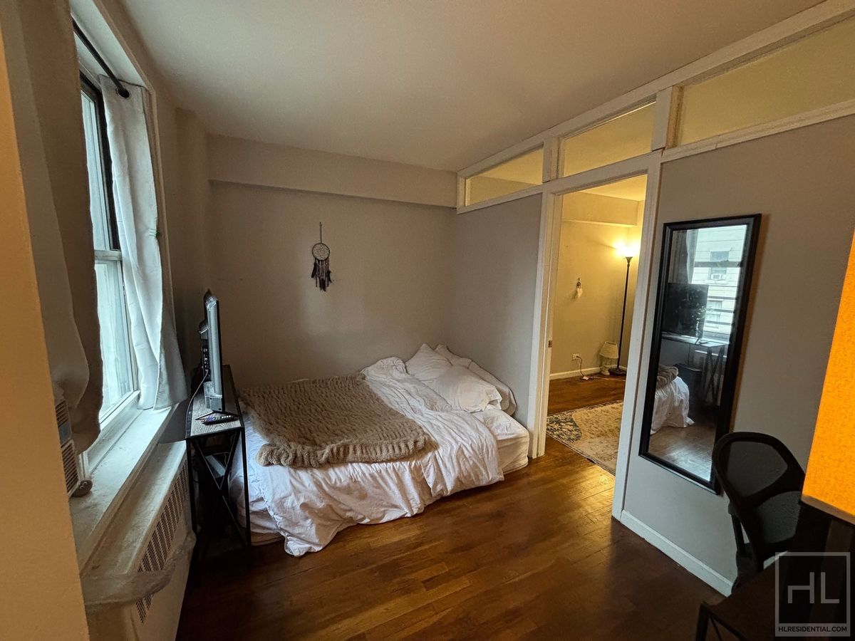 Building Photo - East 58th Street