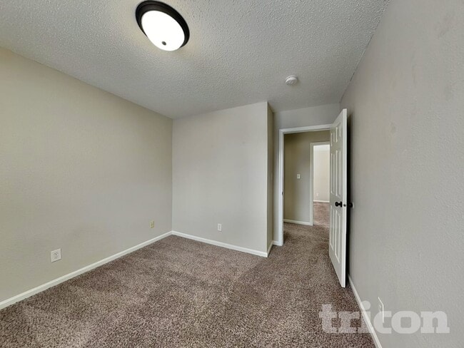 Building Photo - 1502 Osprey Way