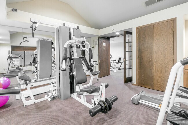 Lots of equipment - 515 Donofrio Dr