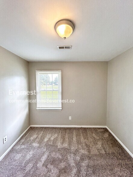 Building Photo - 3794 Walnut Ridge Dr